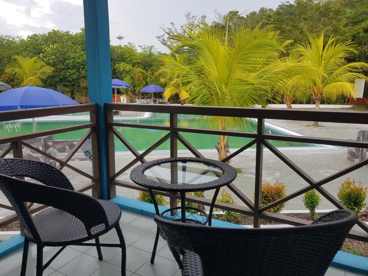 Pangkor Holiday Resort Kampong Sungai Udang Kültér fotó